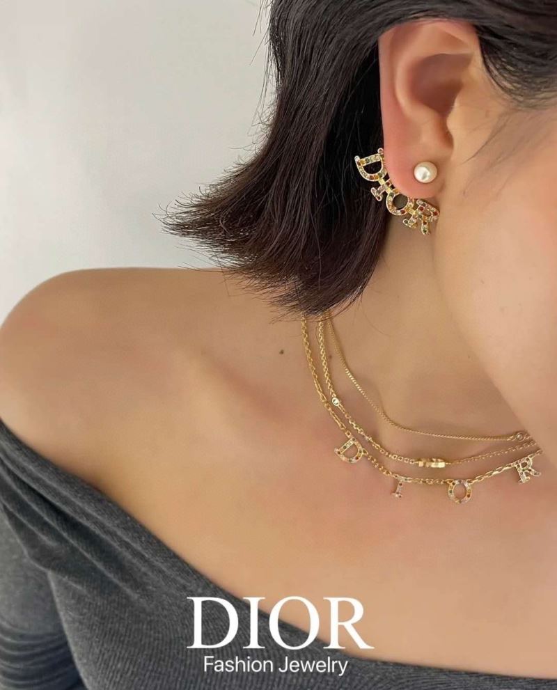 Christian Dior Necklaces